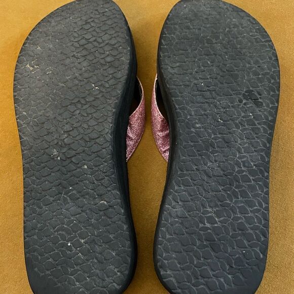 Reef pink glitter flip flops Size 7 - Picture 6 of 6